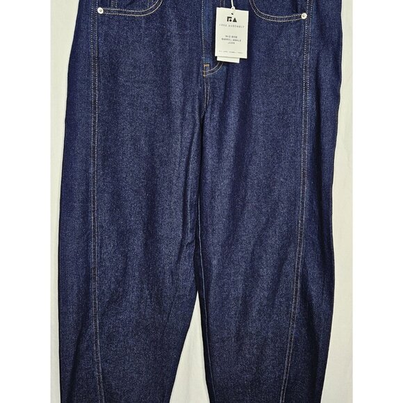 Free Assembly Women's Mid Rise Barrel Leg Jeans Dark Wash Blue Denim Size 6 - Picture 1 of 7